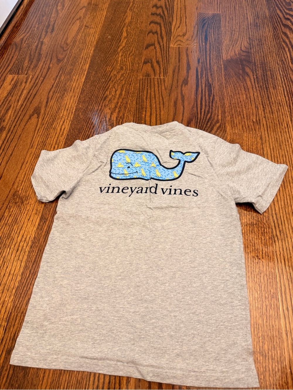 Vineyard Vines Gray Tee with Blue & Yellow Whale